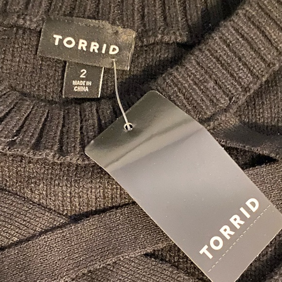 NWT Torrid Black Cable Cage Long Sleeve Pullover Sweater Size 2 (2X) - Picture 10 of 13